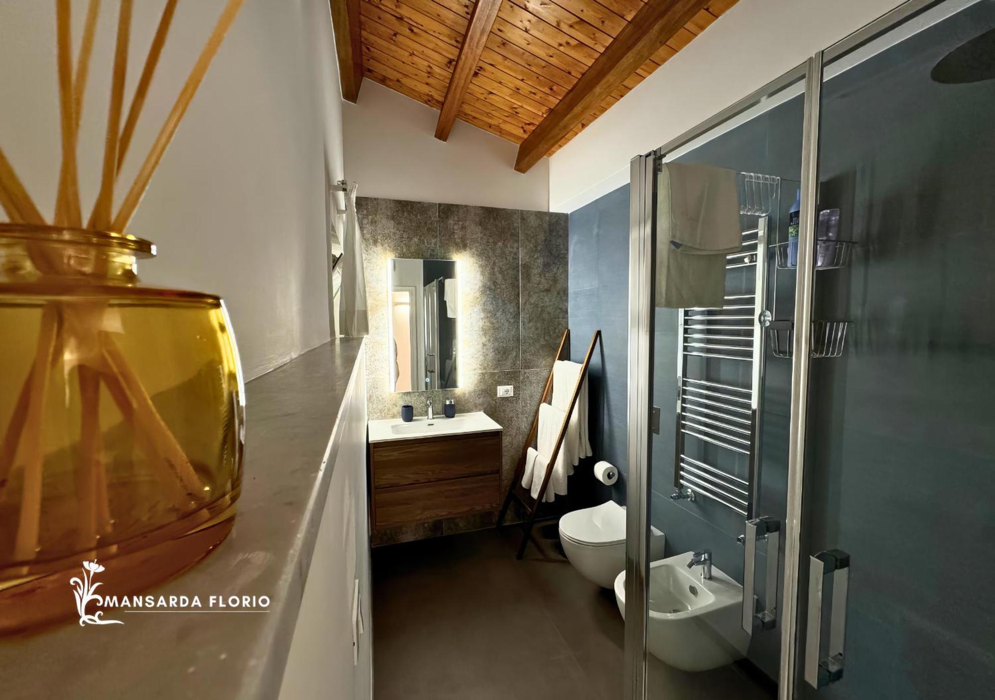 Mansarda Florio Apartment *
