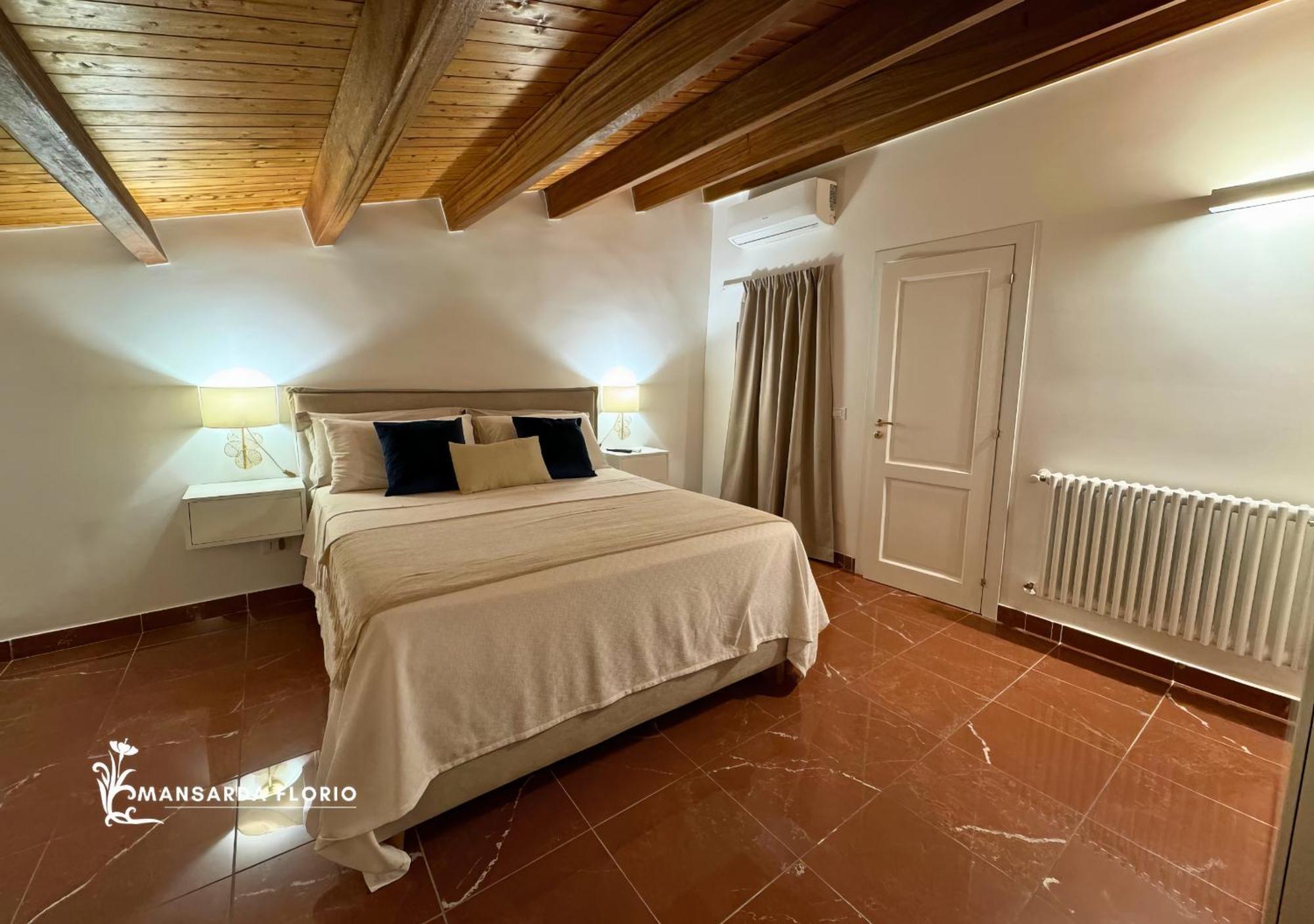 Apartment Mansarda Florio *